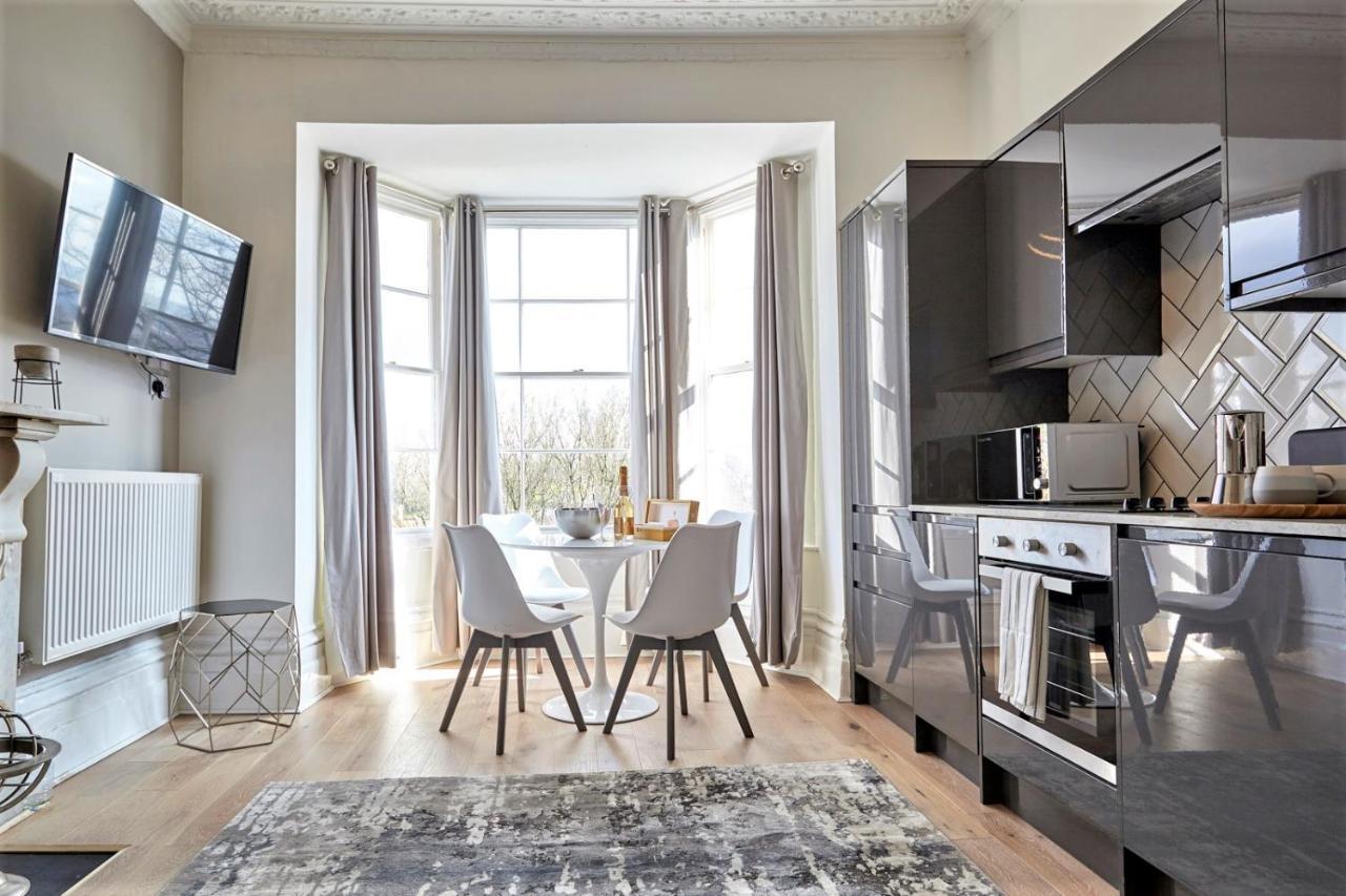 Dover Place - Your Apartment Бристоль Экстерьер фото